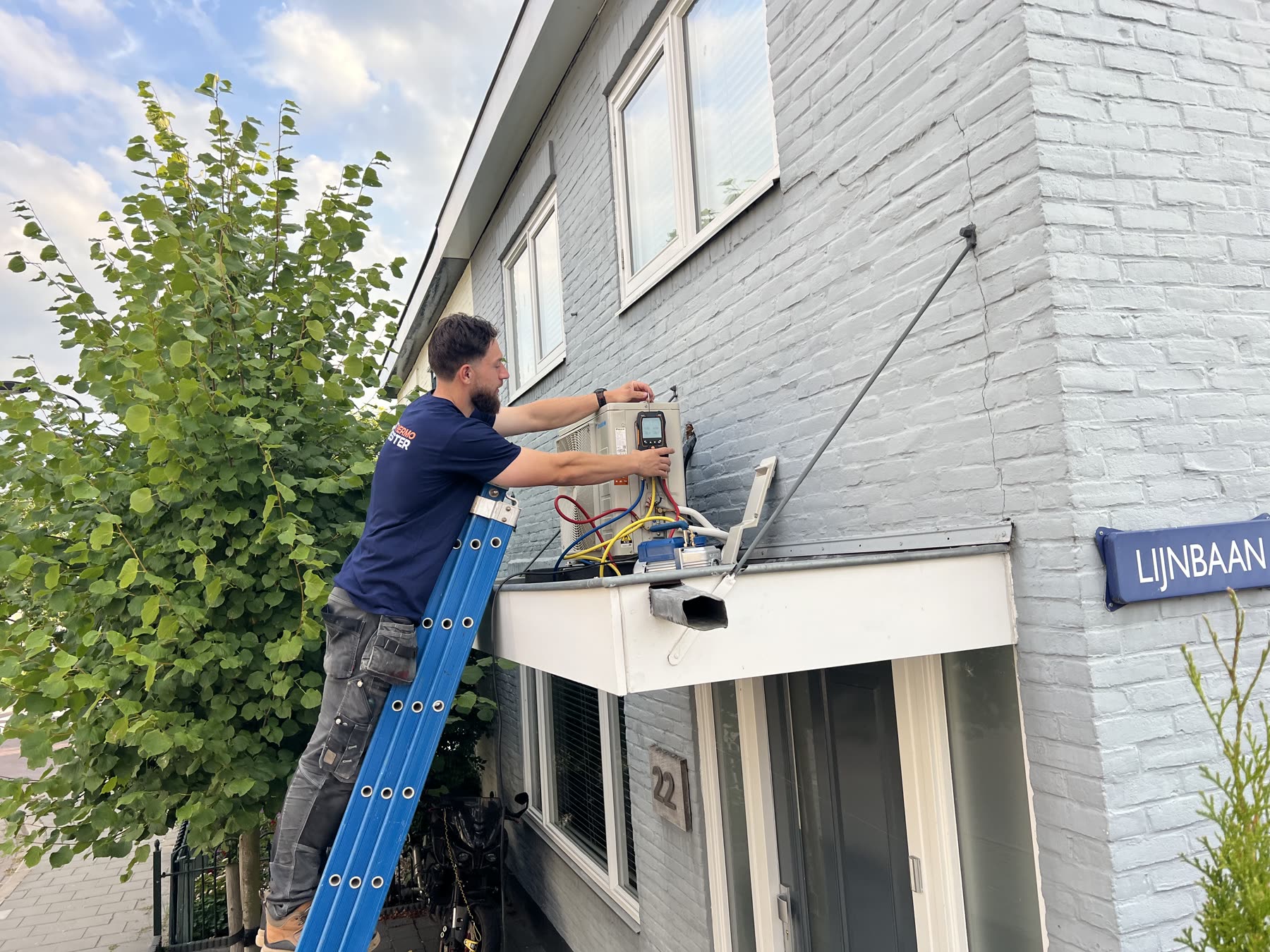 De Thermomeester aan het werk
